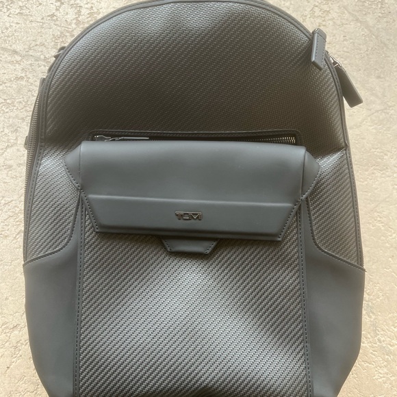 backpacks for airport travel Derstuewe Backpacks for Adults- Large Travel Backpack, Flight Approved Carry-on Luggage, Personal Item Travel Bag Fits 15.6 inch Laptop Mochila ,Beige